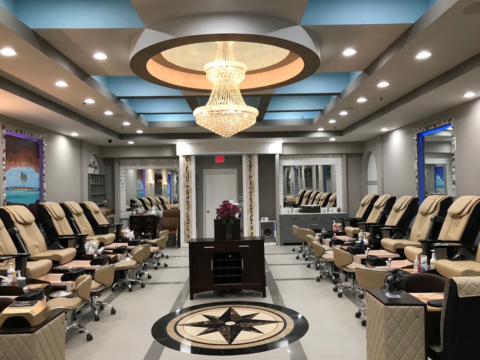 Princess Nails logo